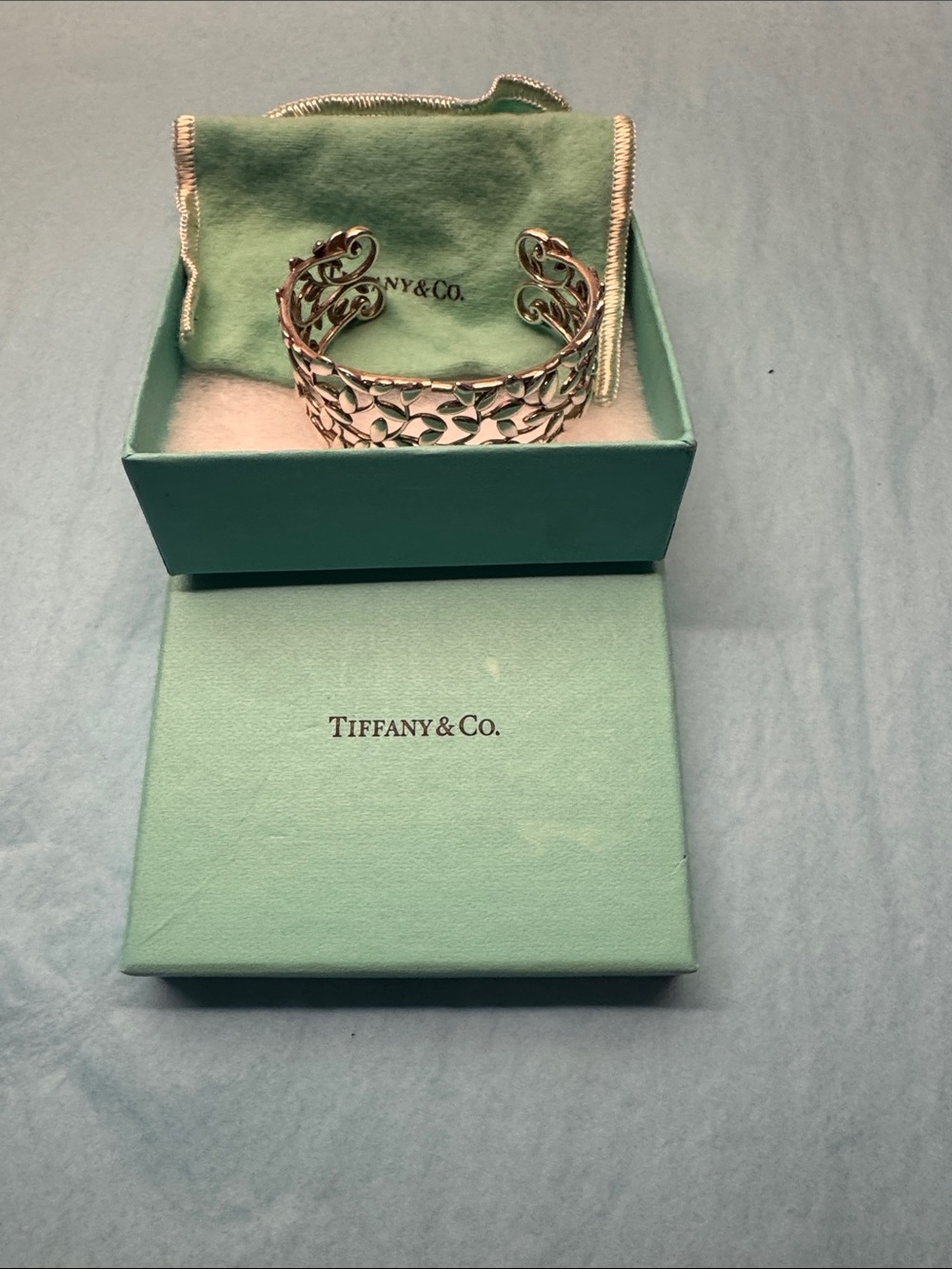 Tiffany & Co. Silver Openwork Leaf Cuff with Tiffany Blue Box